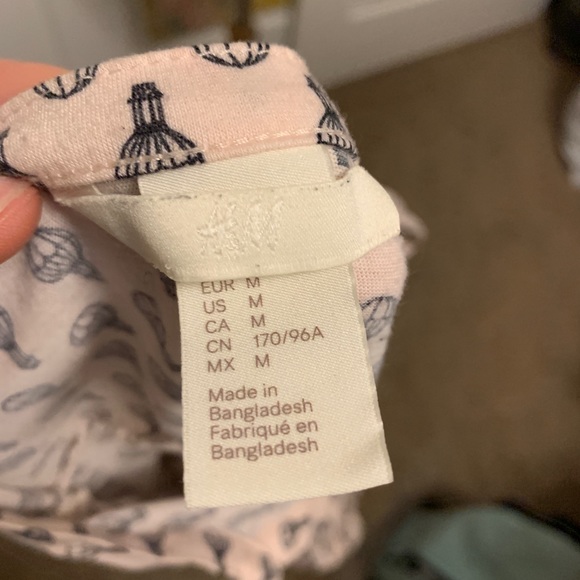 H&M Pink Parachute (Hot Air Balloon?) Print Blouse - Picture 5 of 6